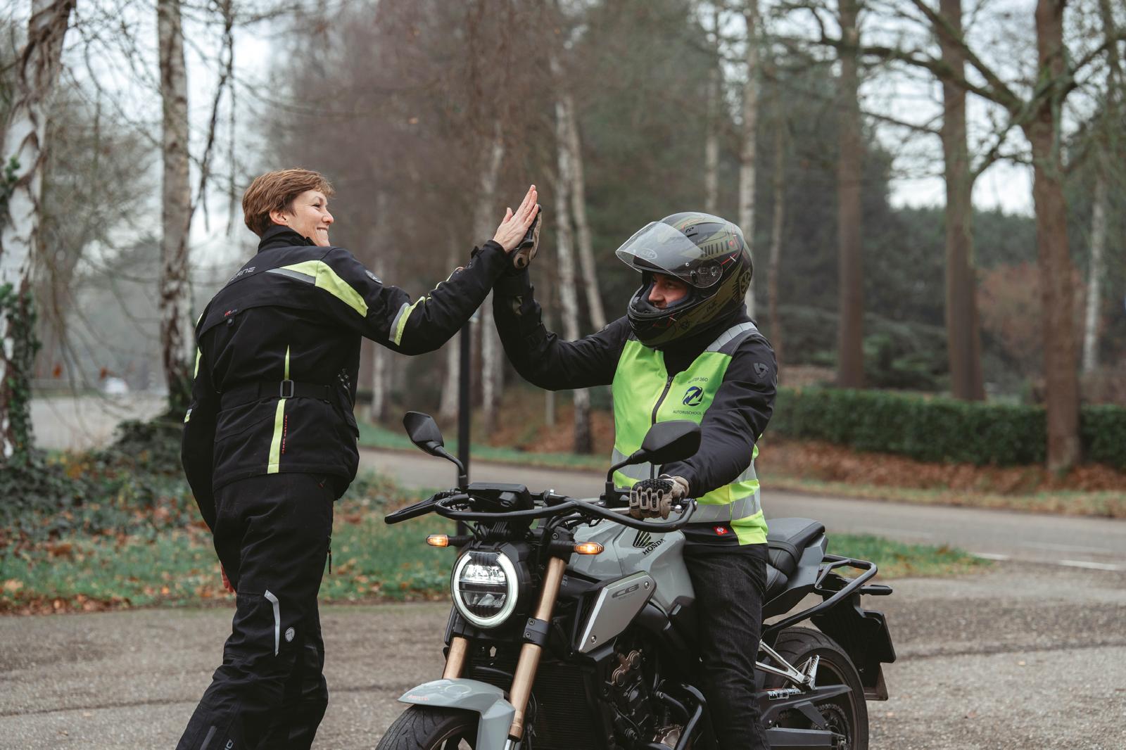 Motorrijles 10