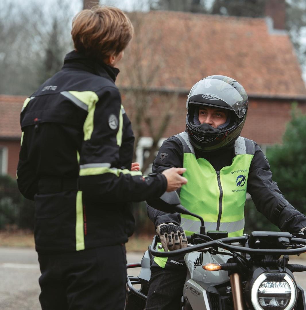 Motorrijles 11