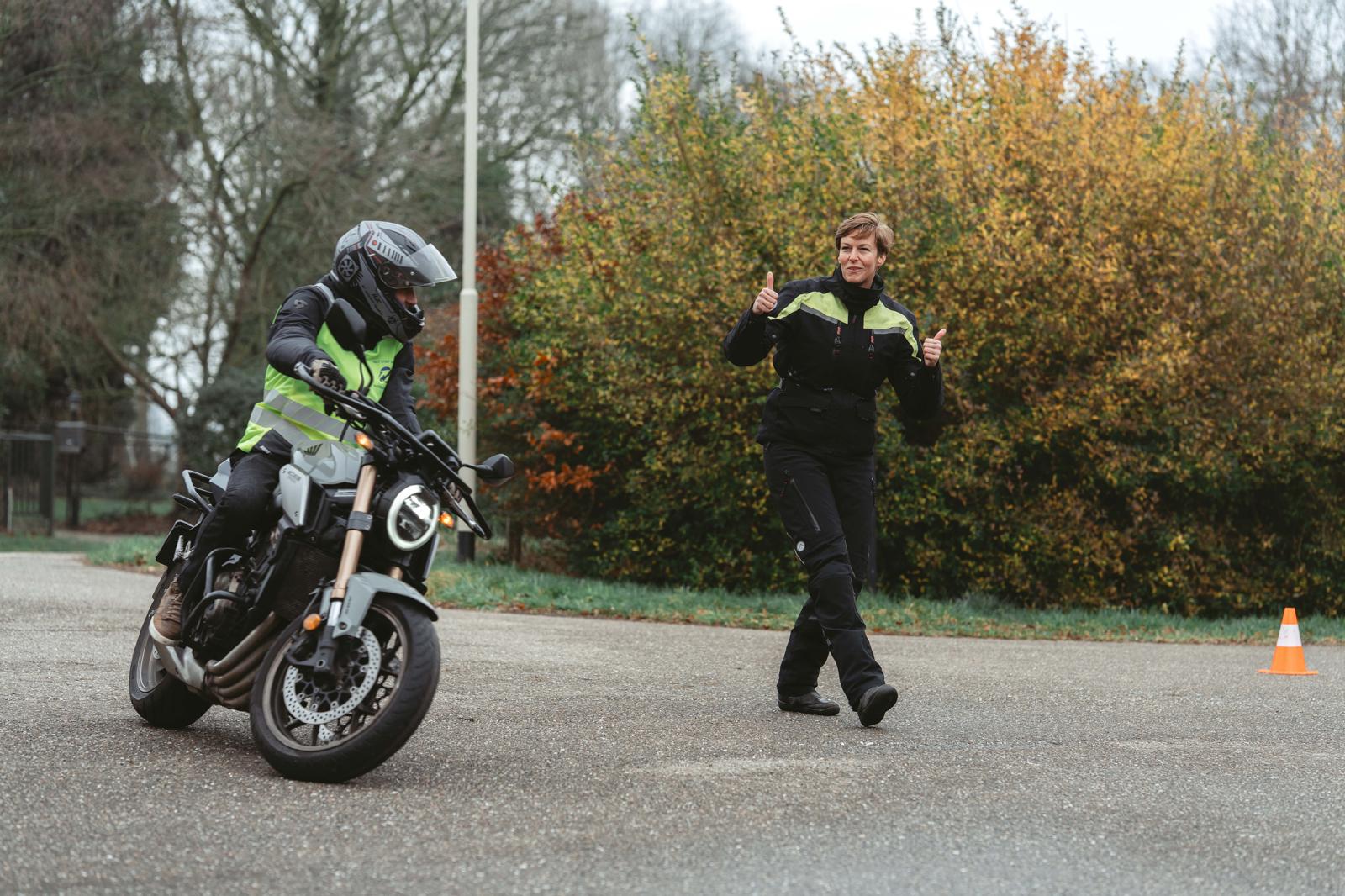 Motorrijles 12