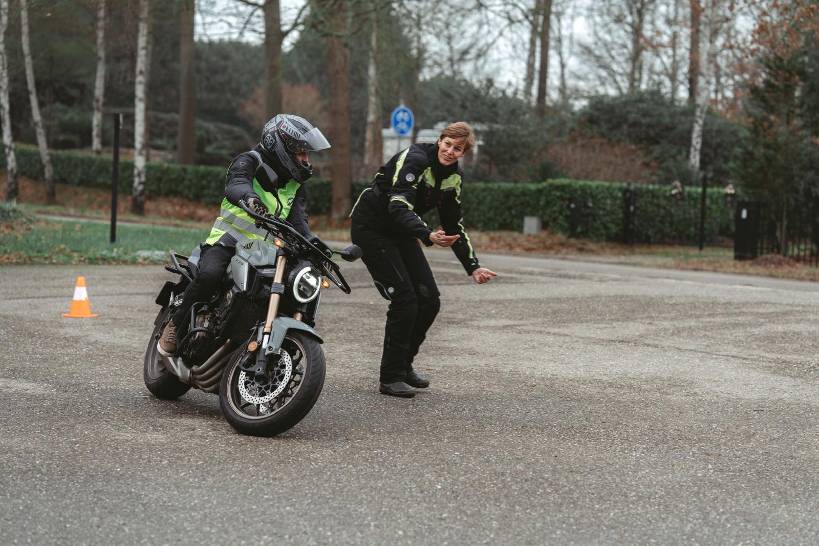 Motorrijles 13